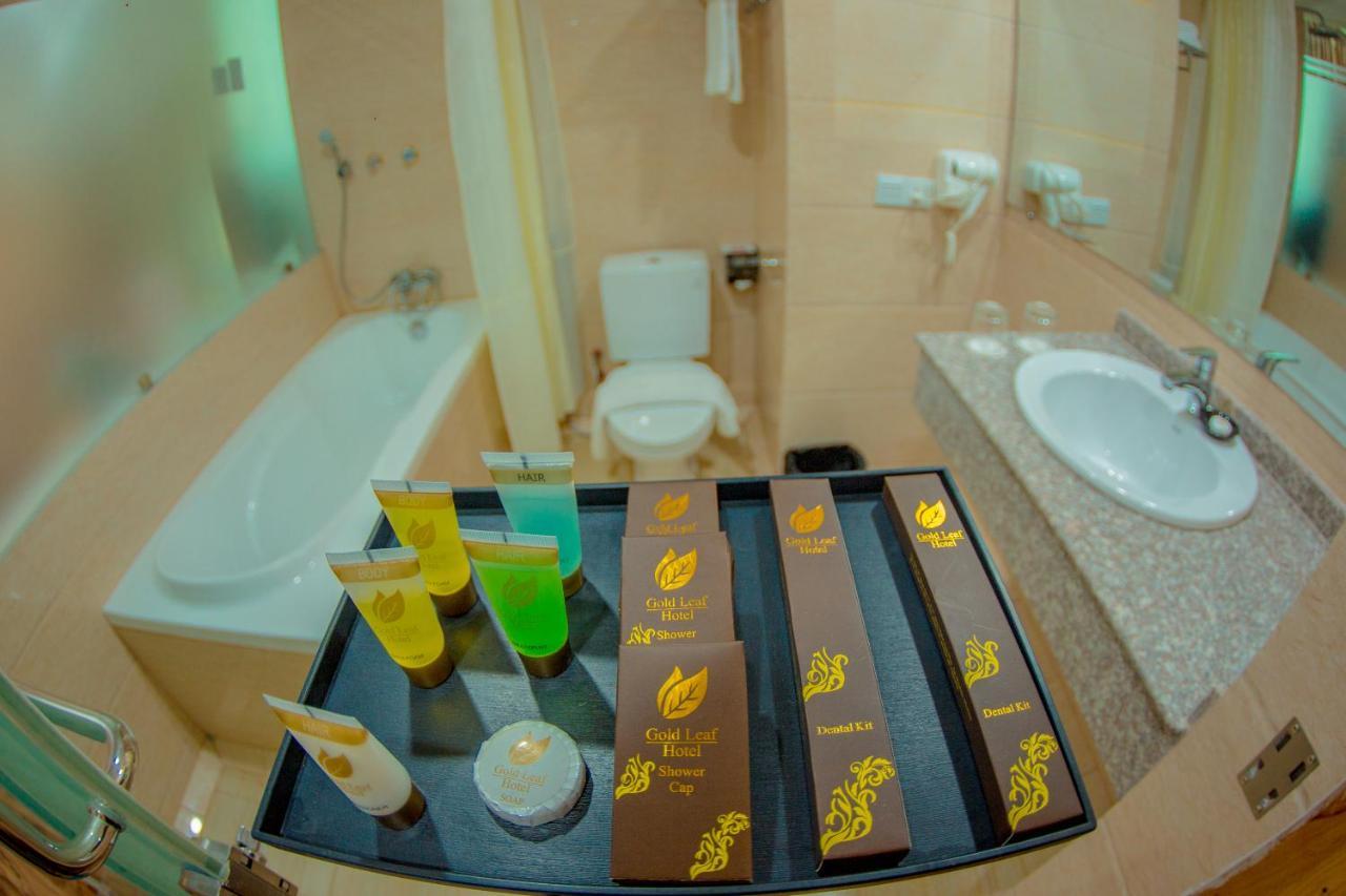 Gold Leaf Hotel Мандалай Екстер'єр фото